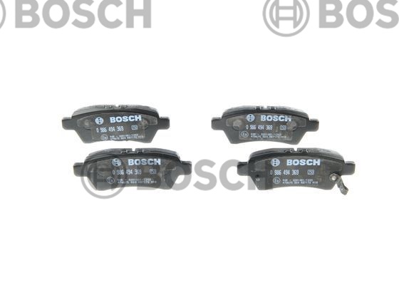 Nissan Navara Arka Fren Balatası 2005-2011 (2005-2011) OEM 44060EA090
